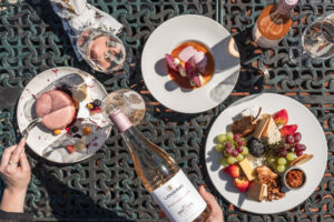 WineBlog_RoseTable